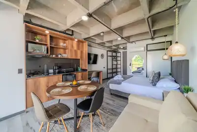 Image de |Ahead| Sensational Loft with Parking and Balcony