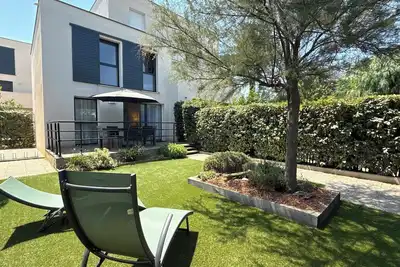 Image de Villa Bianca by Valras-Loc – Pavillon Elégant avec Jardin