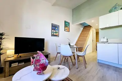 Image de Le Dambra - dans le vieil antibes