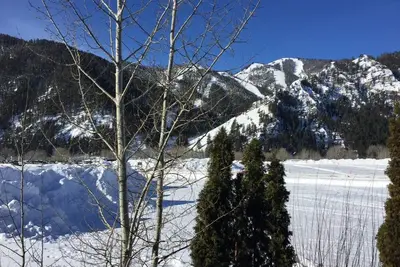 Image de Awesome Combination of Location, Views and Quality