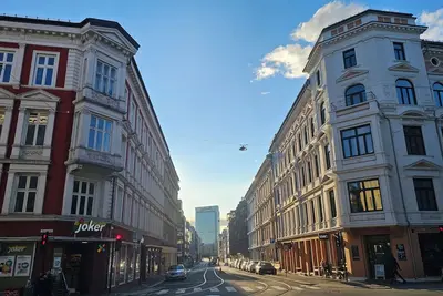 Image de 4br in oldtown, just steps from opera, Munch, beaches, cafes, shops & local eats