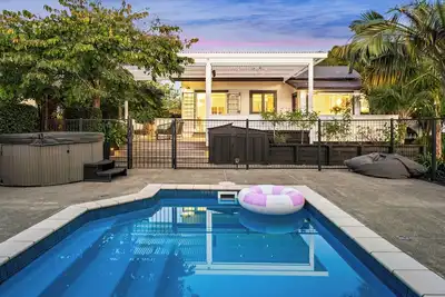 Image de Board and Batten - Matakana Holiday Home