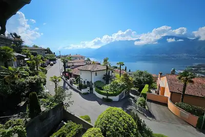 Image de CasaConte: Tranquil 3-bedroom house with fantastic views and WiFi in Orselina