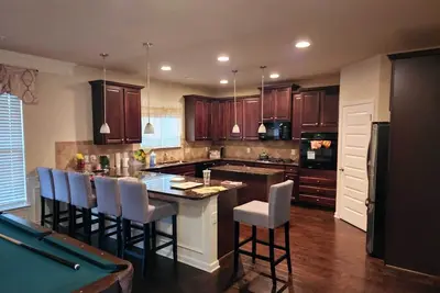 Image de Spacious 4-bedroom house with fitness room, WiFi in cool Covington