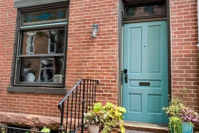 Image de Entire House - Historic Midtown - Inviting|Pristine