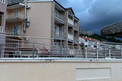 Image de Villa Apartments Babaja - Classic Two Bedroom Apartment with Balcony and Sea View (Ap5)