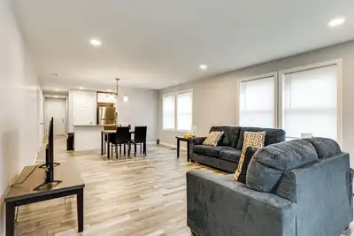 Image de 13 Mi to Gillette Stadium: Pet-Friendly Apt!