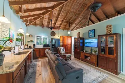 Image de Your Home Away from Home in Roatan West End