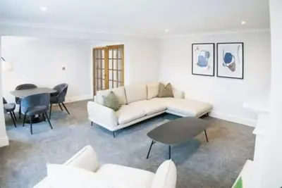 Image de Boughton House by Guestz