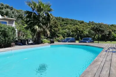 Image de Pramousquier Villa Loft Avec 2 Piscines Exterieure Et Interieure Avec Vue Mer