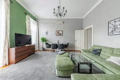 Image de Maison Lumière Buda Charming 2-bedroom apartment in lovely Budapest