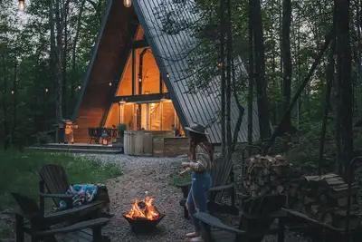 Image de Prunella № 1, Prunella № 1 - A-Frame Cabin Getaway - Design, Comfort & Nature