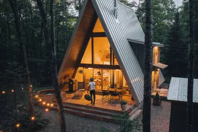 Image de Prunella № 2, Prunella № 2 - A-Frame Cabin Getaway - Design, Comfort & Nature