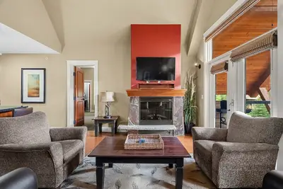 Image de Private Balcony, Fireplace & Resort Amenities