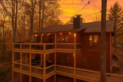 Image de Private Views/Decks/1 Mile from Gate/8 Mins to Wineries/Hot Tub