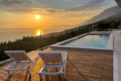 Image de Superbe maison à Podgora