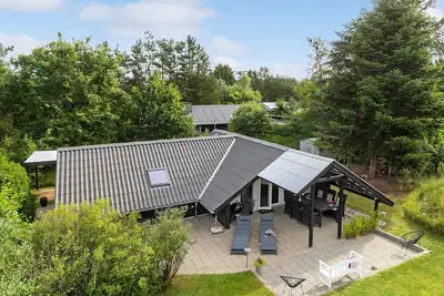 Image de Belle maison à Fårvang avec WiFi