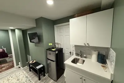 Image de Garden Hallow, Entire Private Guest Suite