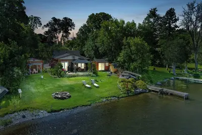 Image de Spacious 5-bedroom house in peaceful Harcourt with Ac