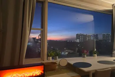 Image de 호수공원 최고 전망#정발산역 도보5분#65tv#퀸베드2개(4명 숙박 가능)