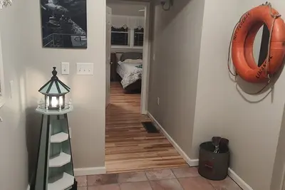 Image de 4-bedroom home in tranquil Blind Bay with WiFi, Ac. Close up views of the ships!