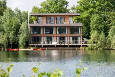 Image de White Willow Lodge in Cotswolds