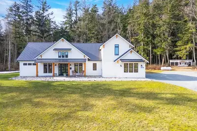 Image de Escape to Paradise on beautiful Guemes Island.