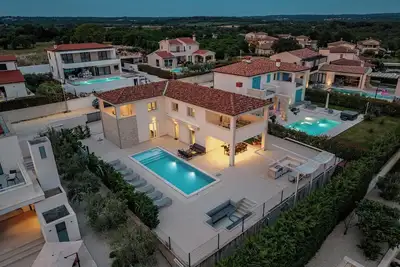 Image de Villa Ivona di San Lorenzo Private Pool, Sveti Lovreč Pazenatički, Croatia
