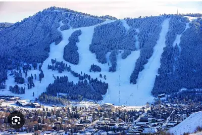 Image de 2/2 Mountian Retreat ski in/out view! On beautiful Snow King!