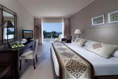 Image de All-Inclusive Family Stay: 4 Rooms, Beach, Spa, Tennis, Archery & Snorkeling Fun