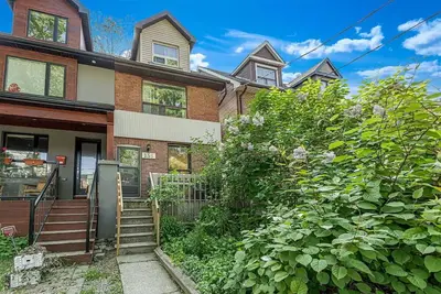 Image de Charming 2br Home in South Riverdale w/ Backyard