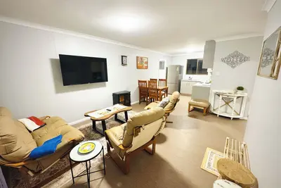 Image de Nestled Next Door| Cozy Designer Unit, Peaceful, Close to everything