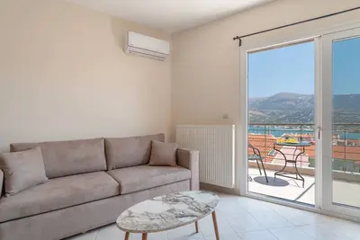 Image de Appartement 'Ardavani City 10' avec vue sur la mer, Wi-Fi et climatisation