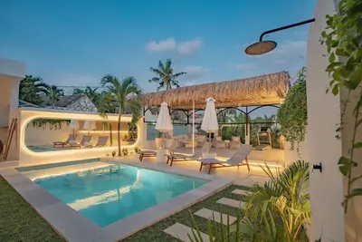 Image de Villa Nair New stylish 3br Canggu with large pool, projector & green field view