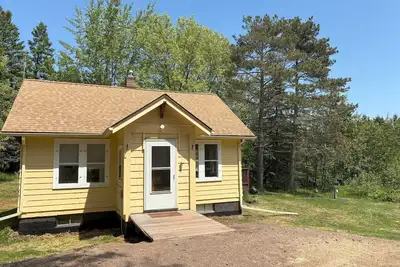 Image de Charming 3-bedroom cottage with Lake Superior access near Duluth with WiFi, Ac