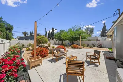 Image de Backyard Oasis in the Woods Streets Rcc/Dwtn/Cbu