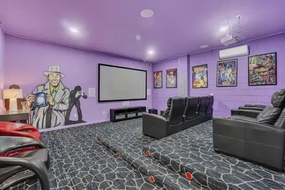 Image de Solara Resort 320 - Neuf Chambres Villa, Couchages 21