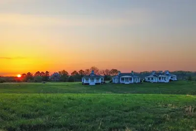 Image de Rural and charming 2-bedroom cottage near H-Sc and Longwood