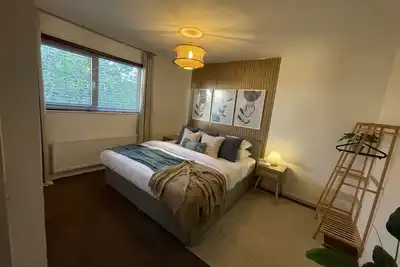 Image de Spacious 3-Bed Home with Free Off-Street Parking Near Newcastle