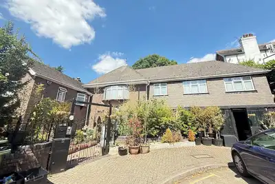 Image de Relaxing family home in London- 20 mins to london bridge station