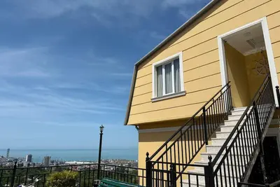 Image de Charming 3-bedroom house with WiFi and Ac in Batumi