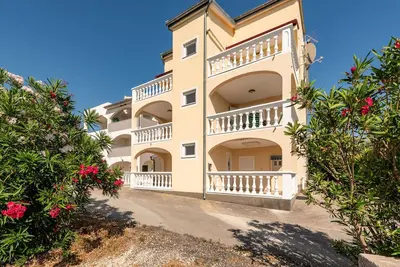 Image de Superbe appartement 1 chambre à Seline