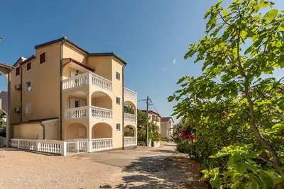 Image de Bel appartement à Seline avec WiFi