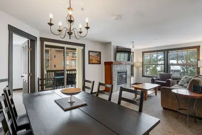 Image de 6-Br / 6 Ba | True Ski In/Ski Out | Pool & Hot Tub