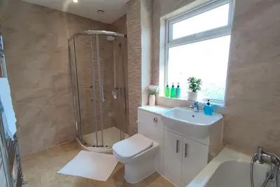 Image de 3-8 guests, wi-fi, parking, beach, river, golf courses, hospital, airport, shops