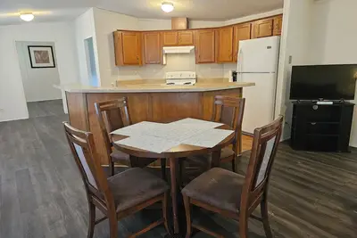 Image de Fully Furnished Home near Orange and near Beaumont - All Utilities Included