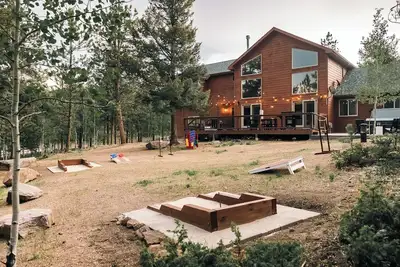 Image de Bailey Escape - Hot Tub Game Room  4 Bed, 4 bath on 2. 65 acres