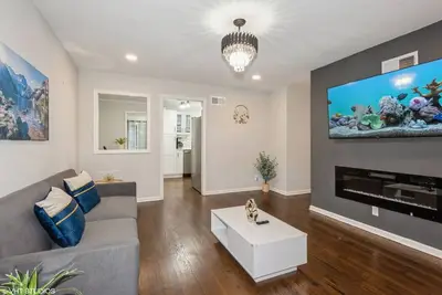 Image de 4-Bed 2-Bath Ranch Home – No Stairs Easy Living