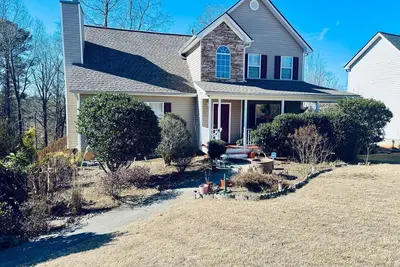 Modern Private Bungalow Near Six Flags