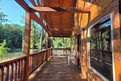 Image de 2 bedroom +loft, 3 miles to Wpg, Atv Rentals Avail